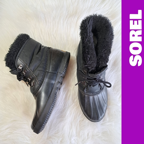 Sorel Canadian snow boots - Picture 1 of 14